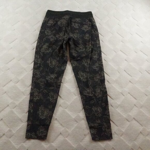 Athleta trekkie North Jogger Pants womens 0 Floral Print Multi Color Athleisure - Picture 8 of 9